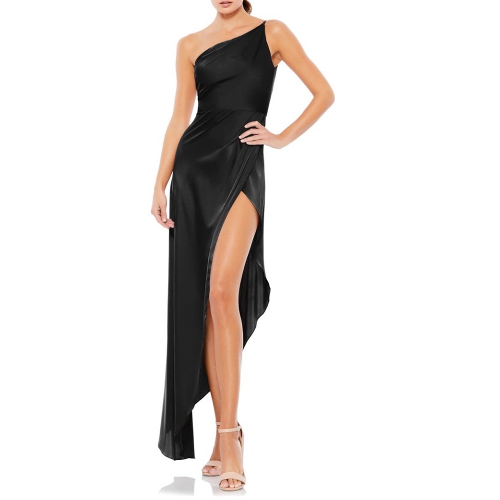 IEENA for Mac Duggal asymmetric one shoulder Satin gown